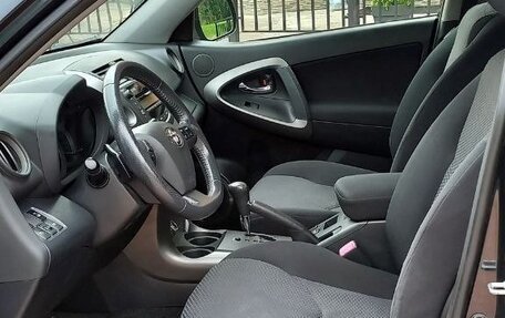 Toyota RAV4, 2011 год, 1 500 000 рублей, 6 фотография