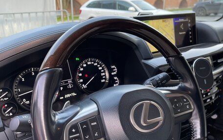 Lexus LX III, 2016 год, 5 450 000 рублей, 4 фотография