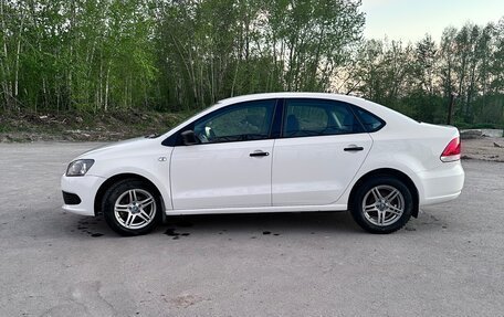 Volkswagen Polo VI (EU Market), 2013 год, 890 000 рублей, 23 фотография