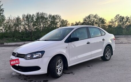 Volkswagen Polo VI (EU Market), 2013 год, 890 000 рублей, 22 фотография