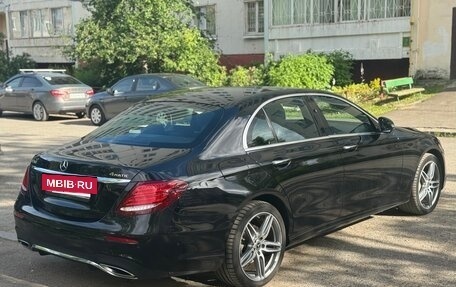 Mercedes-Benz E-Класс, 2019 год, 3 700 000 рублей, 6 фотография