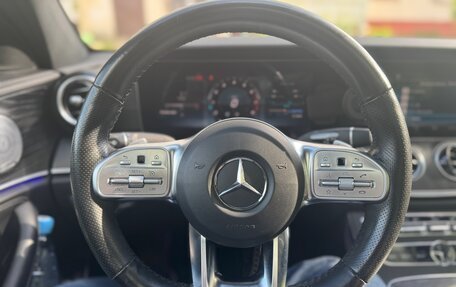 Mercedes-Benz E-Класс, 2019 год, 3 700 000 рублей, 15 фотография