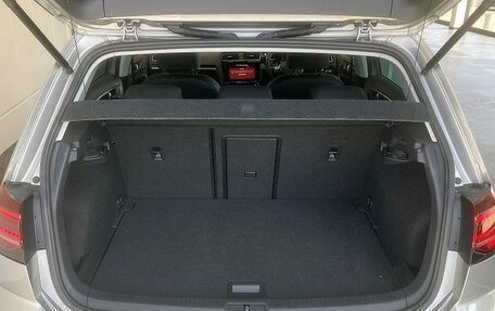 Volkswagen Golf VII, 2020 год, 1 490 099 рублей, 20 фотография
