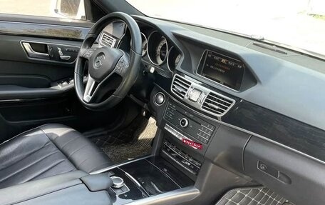 Mercedes-Benz E-Класс, 2016 год, 1 700 000 рублей, 9 фотография