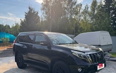 Toyota Land Cruiser Prado 150 рестайлинг 2, 2016 год, 4 200 000 рублей, 5 фотография