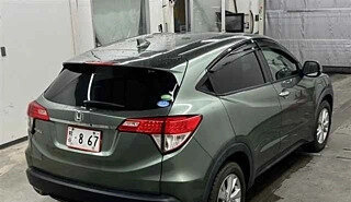 Honda Vezel, 2021 год, 1 550 000 рублей, 4 фотография