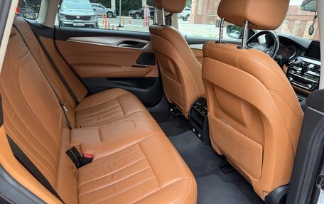 BMW 6 серия, 2018 год, 3 390 000 рублей, 16 фотография