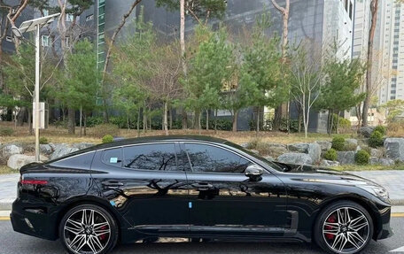 KIA Stinger I, 2022 год, 2 300 000 рублей, 5 фотография