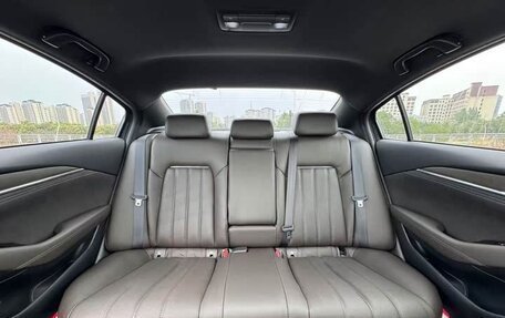 Mazda 6, 2022 год, 2 100 000 рублей, 21 фотография