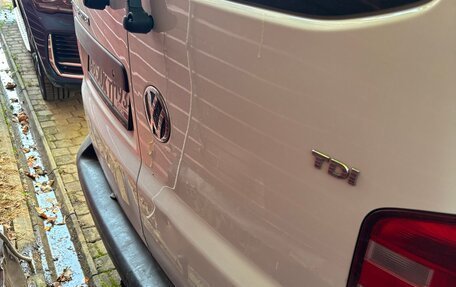 Volkswagen Transporter T6 рестайлинг, 2016 год, 2 790 000 рублей, 4 фотография
