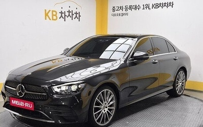 Mercedes-Benz E-Класс, 2022 год, 3 350 000 рублей, 1 фотография