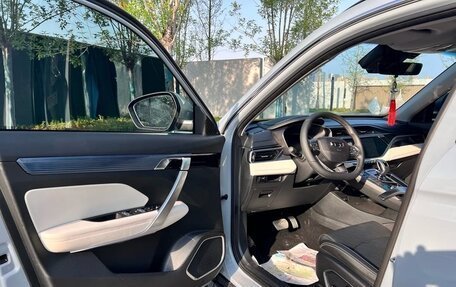 Geely Atlas I, 2022 год, 1 400 000 рублей, 9 фотография