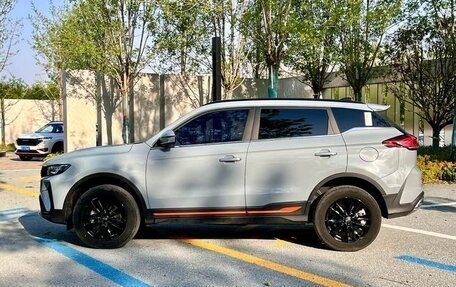 Geely Atlas I, 2022 год, 1 400 000 рублей, 5 фотография