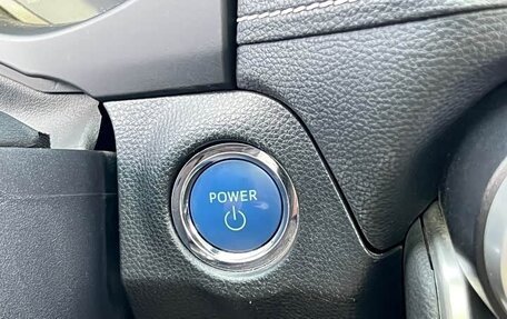 Toyota RAV4, 2021 год, 2 600 000 рублей, 18 фотография