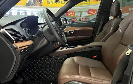 Volvo XC90 II рестайлинг, 2022 год, 4 500 000 рублей, 5 фотография