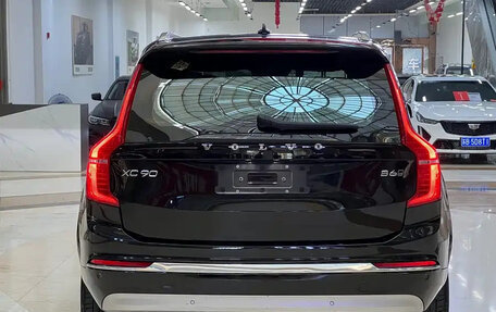Volvo XC90 II рестайлинг, 2022 год, 4 500 000 рублей, 3 фотография