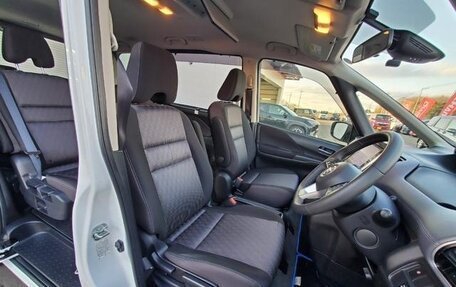 Nissan Serena IV, 2022 год, 2 000 334 рублей, 8 фотография