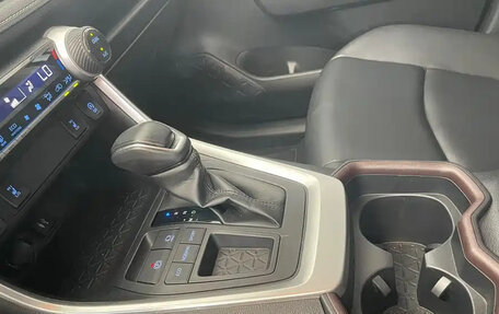 Toyota RAV4, 2022 год, 2 829 690 рублей, 12 фотография