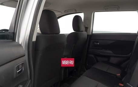 Mitsubishi Outlander III рестайлинг 3, 2019 год, 2 734 800 рублей, 11 фотография