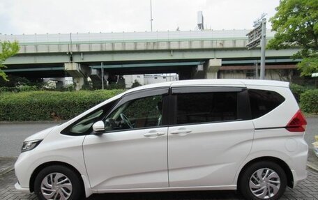 Honda Freed II, 2022 год, 1 100 000 рублей, 7 фотография