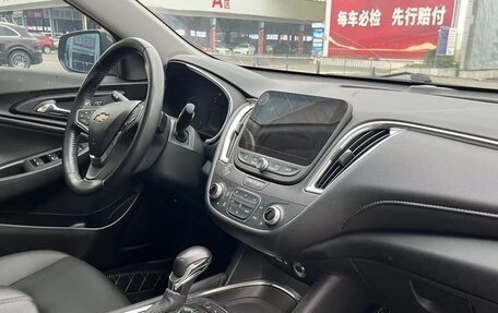 Chevrolet Malibu IX, 2022 год, 1 327 000 рублей, 10 фотография