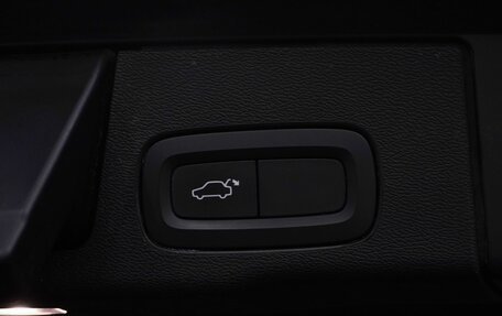 Volvo XC60 II, 2018 год, 2 590 000 рублей, 17 фотография