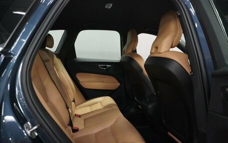 Volvo XC60 II, 2018 год, 2 590 000 рублей, 13 фотография