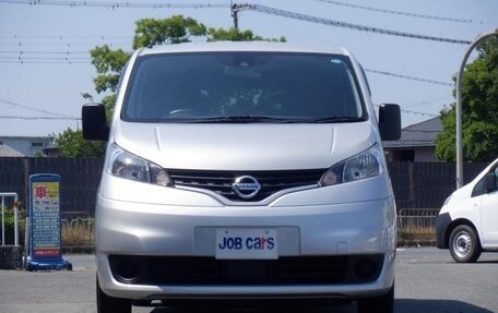 Nissan NV200, 2022 год, 1 270 000 рублей, 2 фотография