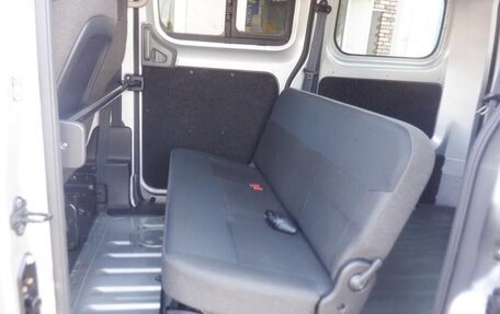 Nissan NV200, 2022 год, 1 270 000 рублей, 21 фотография