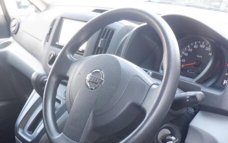 Nissan NV200, 2022 год, 1 270 000 рублей, 13 фотография