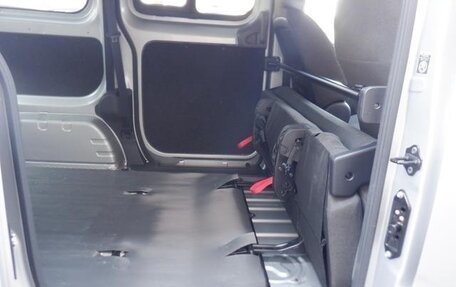 Nissan NV200, 2022 год, 1 270 000 рублей, 24 фотография