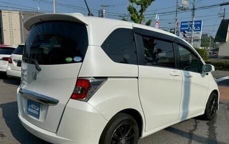Honda Freed I, 2016 год, 755 000 рублей, 6 фотография