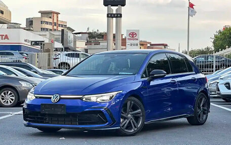 Volkswagen Golf VIII, 2021 год, 1 600 690 рублей, 1 фотография