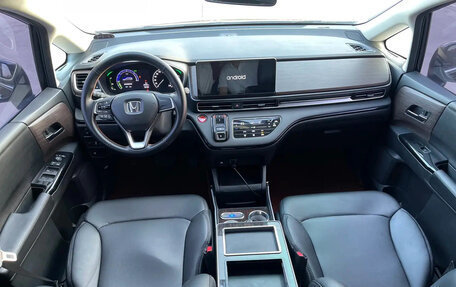 Honda Odyssey IV, 2022 год, 2 500 000 рублей, 13 фотография