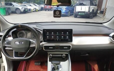 Geely Coolray I, 2022 год, 1 400 000 рублей, 9 фотография