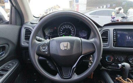 Honda Vezel, 2022 год, 1 458 000 рублей, 10 фотография