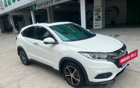 Honda Vezel, 2022 год, 1 458 000 рублей, 3 фотография
