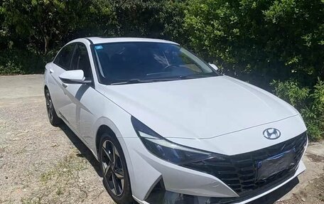 Hyundai Elantra, 2021 год, 1 290 000 рублей, 3 фотография