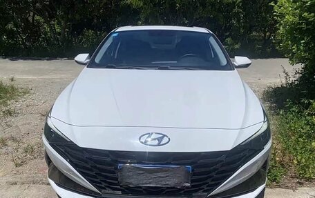 Hyundai Elantra, 2021 год, 1 290 000 рублей, 2 фотография