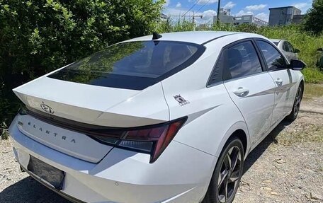 Hyundai Elantra, 2021 год, 1 290 000 рублей, 7 фотография