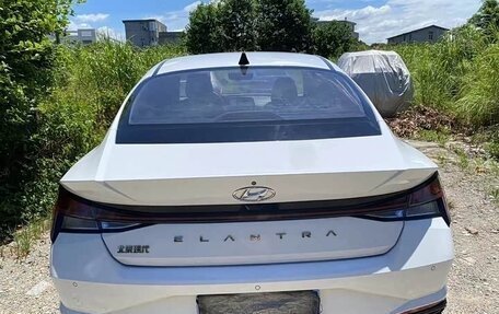 Hyundai Elantra, 2021 год, 1 290 000 рублей, 8 фотография