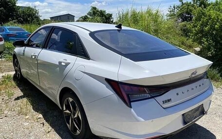 Hyundai Elantra, 2021 год, 1 290 000 рублей, 9 фотография