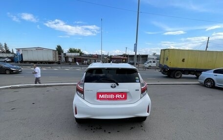 Toyota Aqua I, 2017 год, 1 200 000 рублей, 3 фотография