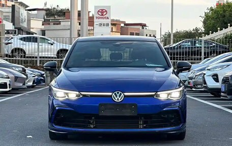 Volkswagen Golf VIII, 2021 год, 1 600 690 рублей, 2 фотография
