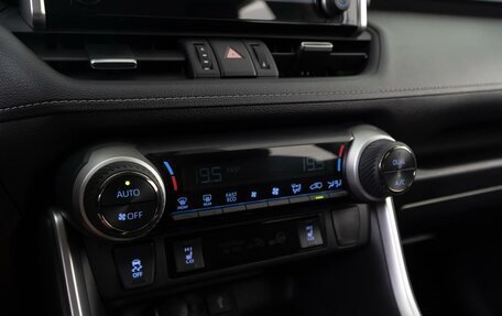 Toyota RAV4, 2021 год, 3 857 070 рублей, 12 фотография