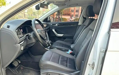 Volkswagen T-Roc I, 2022 год, 1 590 000 рублей, 8 фотография