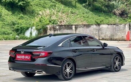 Honda Accord IX рестайлинг, 2022 год, 1 850 000 рублей, 4 фотография