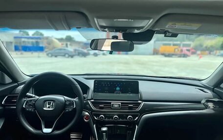 Honda Accord IX рестайлинг, 2022 год, 1 850 000 рублей, 12 фотография