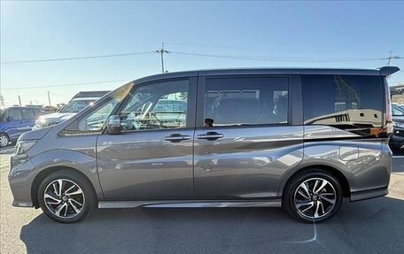 Honda Stepwgn IV, 2022 год, 2 150 000 рублей, 7 фотография