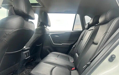 Toyota RAV4, 2022 год, 2 280 000 рублей, 17 фотография